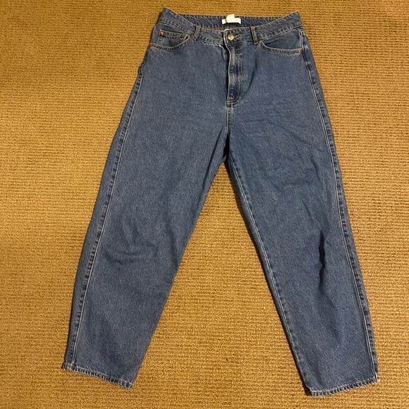 H&M Denim - H&M Super High Rise Taper Leg Mid-Blue Denim Jeans